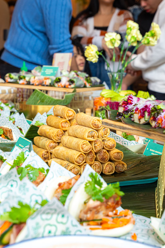 Banh mi et bols vietnamiens